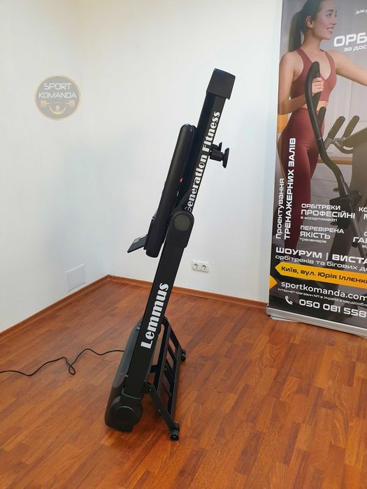 Бігова доріжка Generation Fitness Lemmus