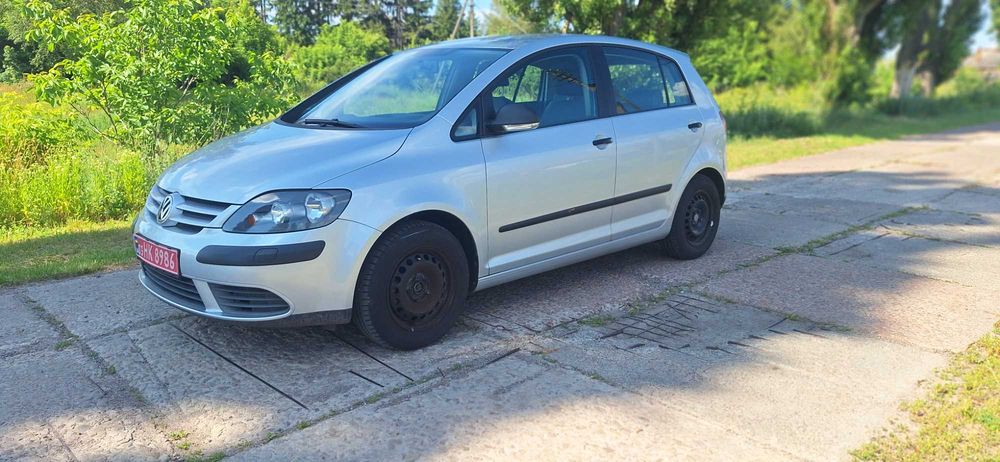 Легковий автомобіль