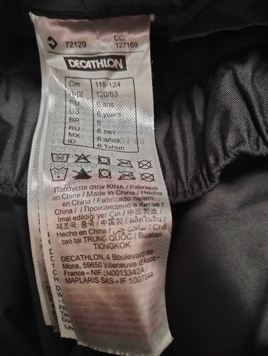 Conjunto de criança para ida à neve