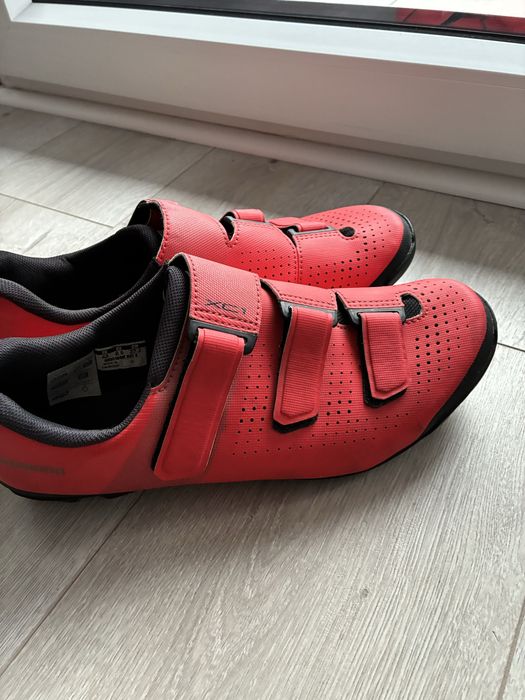 Buty rowerowe Shimano – rozmiar 43 (27,2 cm) – czerwone