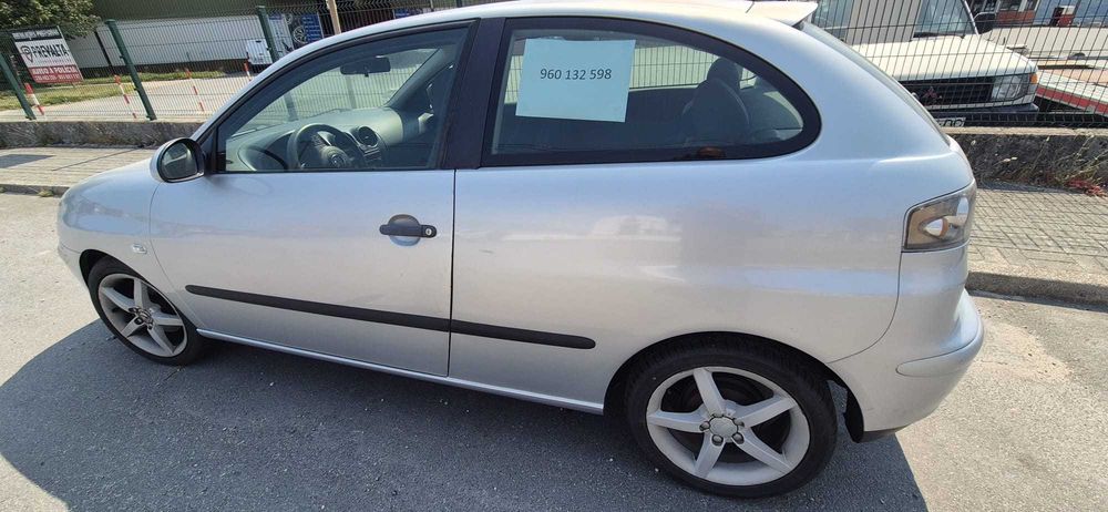Vende-se SEAT IBIZA 1.2
