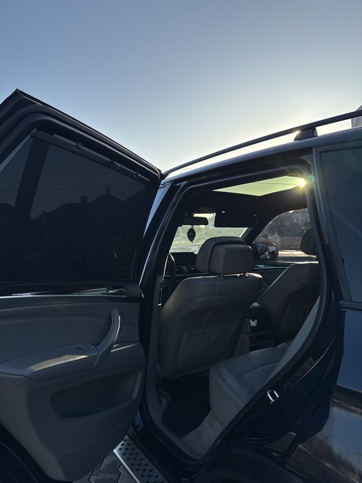 Продам BMW E70.