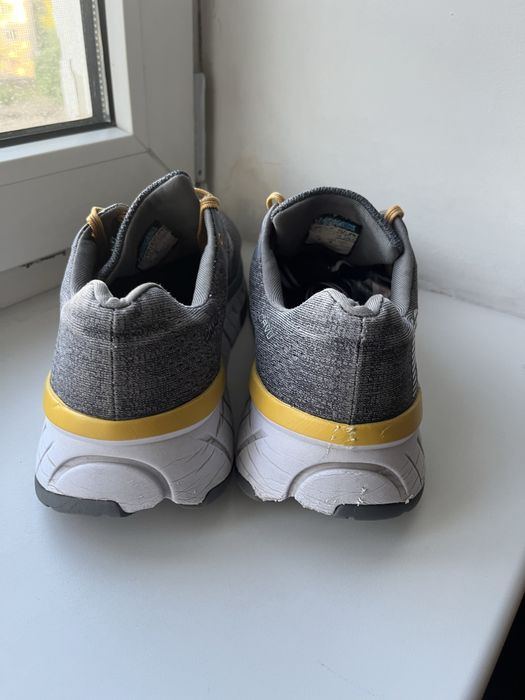 Кросівки HOKA ONE ONE CAVU  розмір 46/29.5