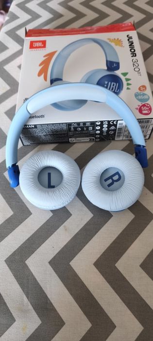 Auscultadores JBL Jr320 kids bluetooth novos