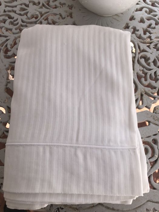Lencois para cama de solteiro na vor branca