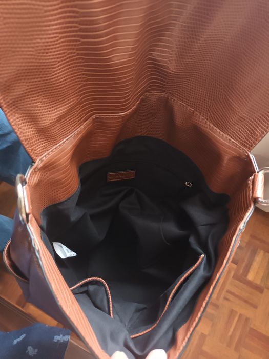 Mochila castanha  - Ana Sousa