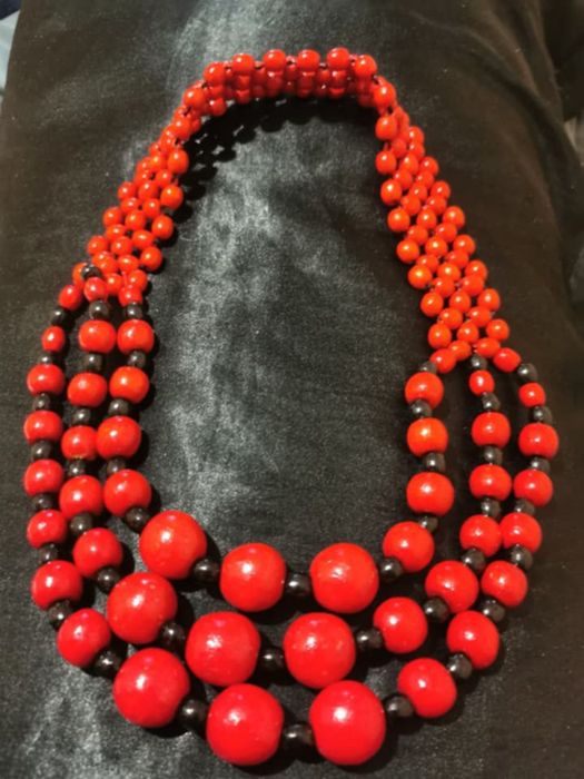 Намисто  дерев'яне.Трендові новинки.