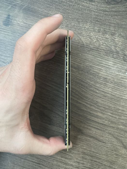 Оперативна память DDR4 8Gb 3200MT/s Cl 16 1.35V