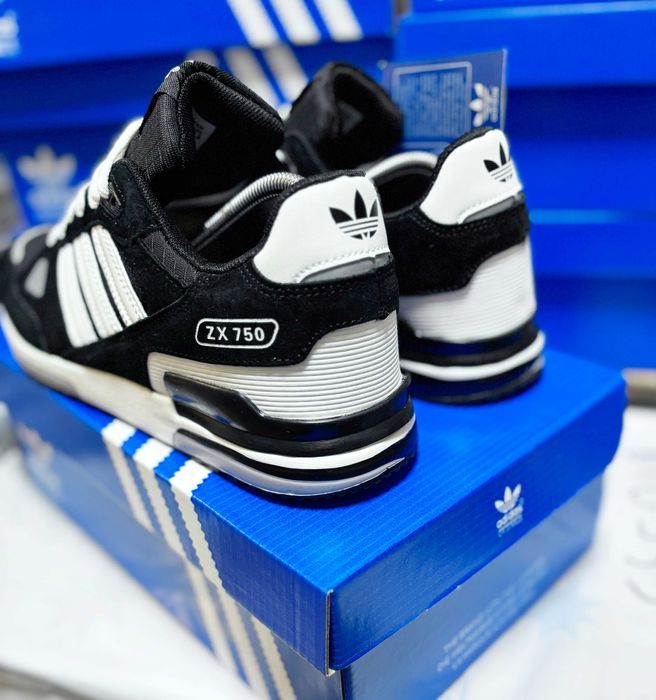 (2220) Кросівки Adidas ZX 750 чорні (41-46) адідас