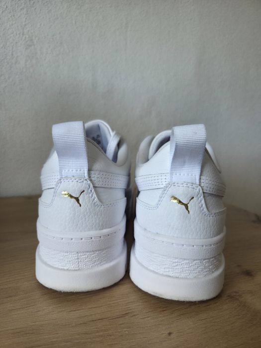 Sprzedam adidasy damskie marki puma.