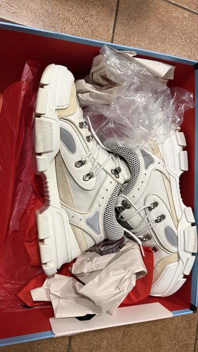 Sprzedam używane buty Gucci w dobrym stanie.44 (10)
