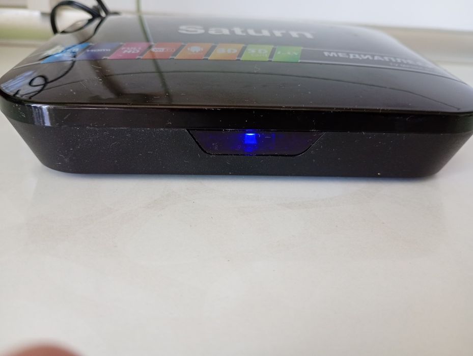 Медиаплеер Saturn TV MPHDI-01-03 . Smart TV приставка