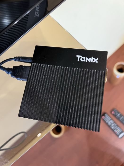 Телевізор Samsung 32-дюймаLED+ android BOX