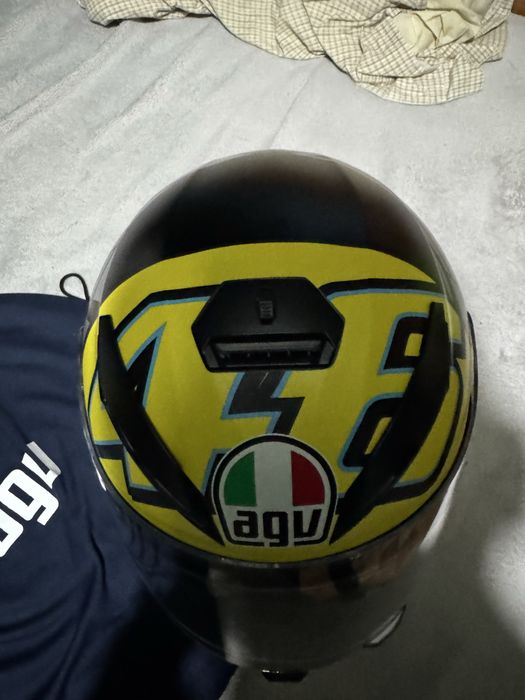 Capacete AGV VR46 (tamanho S)