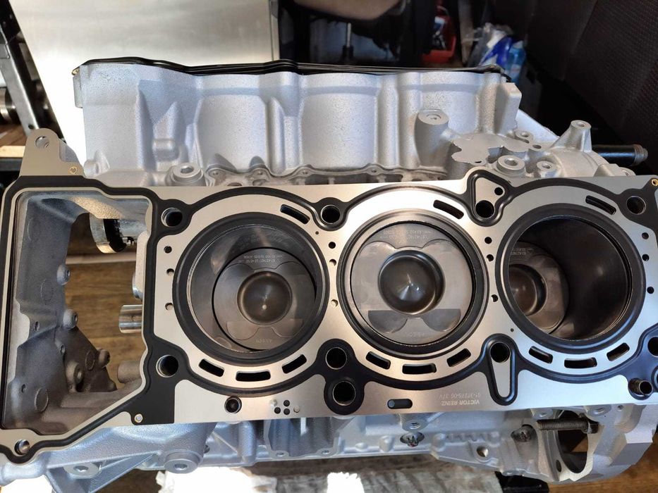 Silnik MERCEDES - BENZ OM 642 3.0 i 3.2 L V6 Nowy przebieg 0 km !