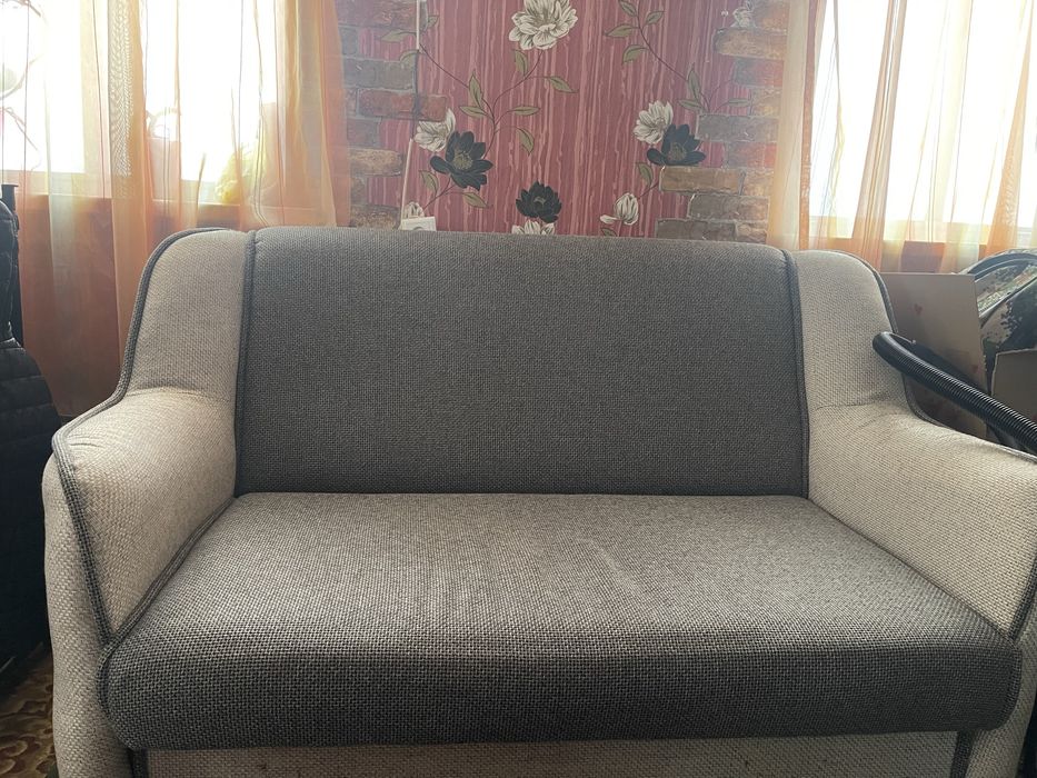 Продам диван 5500тис