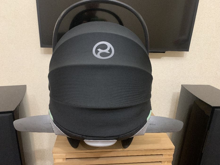 Автокрісло Cybex cloud t
