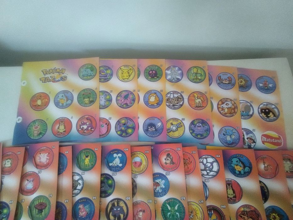 Cadernetas Pokémon tazos