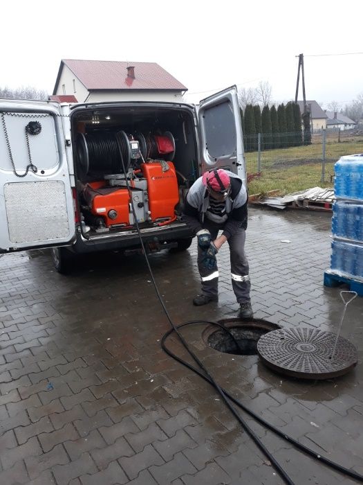 Hydraulik ,Udrażnianie RUR ,WUKO przepychanie ciśnieniowe 24 h