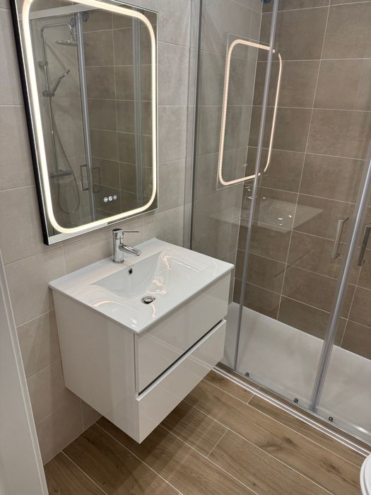 Apartamento T2 completamente remodelado em Casais de Mem Martins