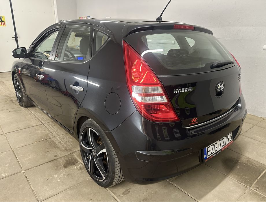 Hyundai i30 1,4 Mały Przebieg Ładny Stan Sprawdź !