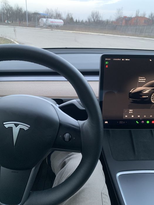 Tesla model 3 2022