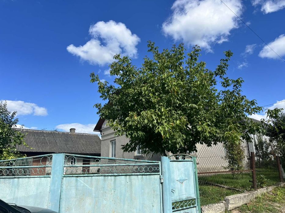 Продається житловий будинок в м.Хоростків