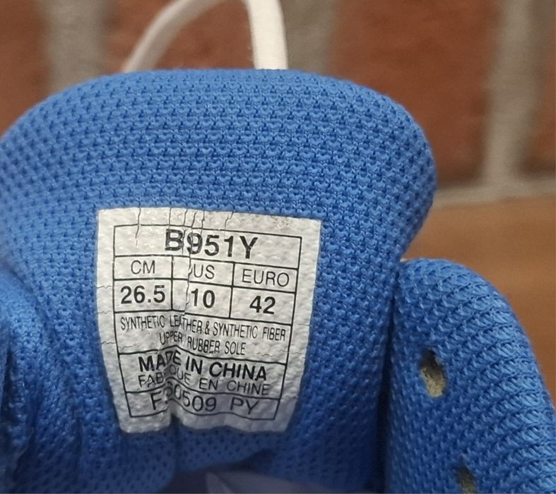 Buty halówki Asics Gel-sensei, siatkówka, R. 42 - 26,5 cm