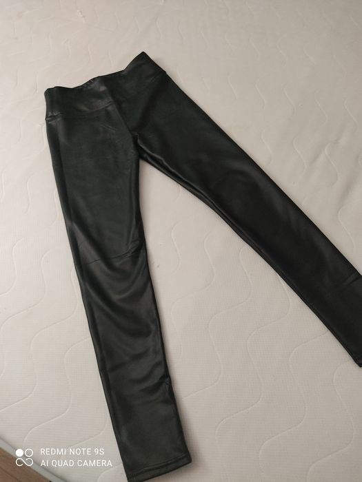 Legginsy Eco skóra M/L wysoki stan