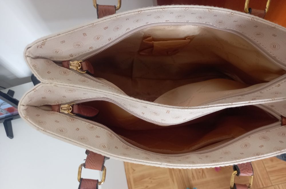 Mala pele paolo bags