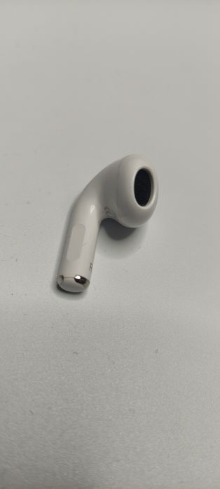 Продам Airpods 3 праве оригінал навушник без кейсу