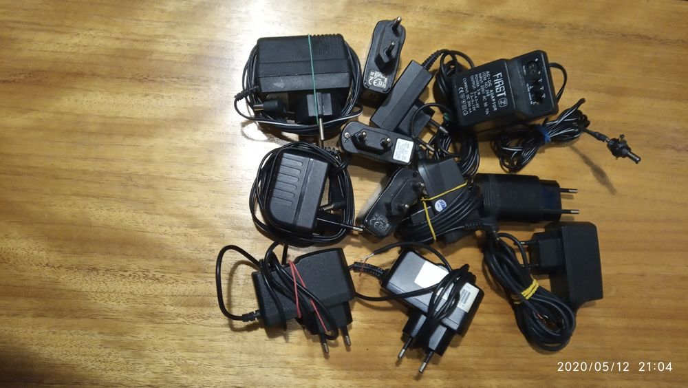 Зарядки для мобильных телефонов