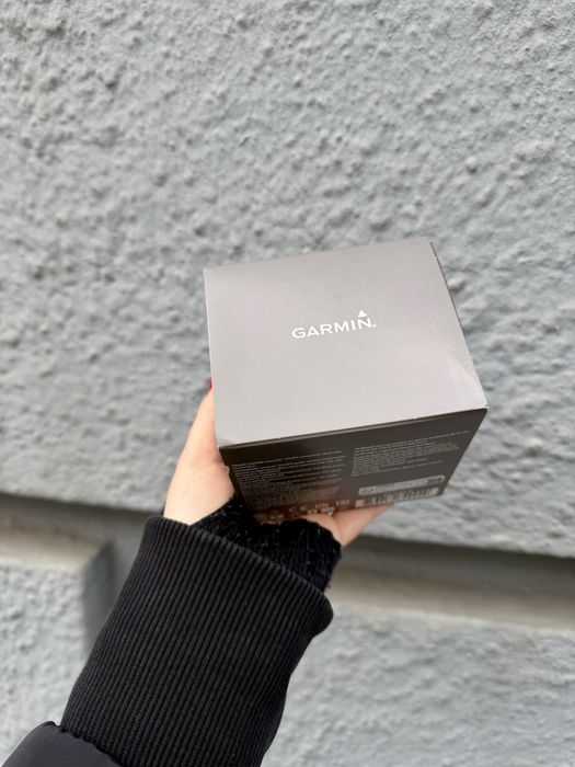 Garmin Forerunner 970 Carbon Grey DLC Titanium 010-02969-10 WATCHMANIA Магазин Гарантія Вибір