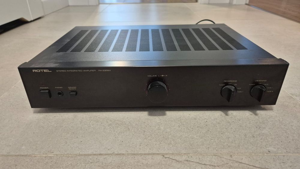 Wzmacniacz stereo ROTEL RA-935BX