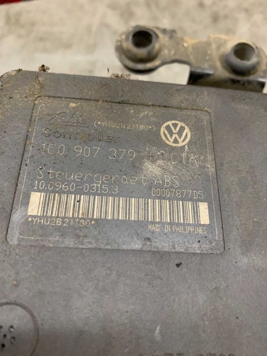 VW Volkswagen Golf IV Pompa Sterownik ABS