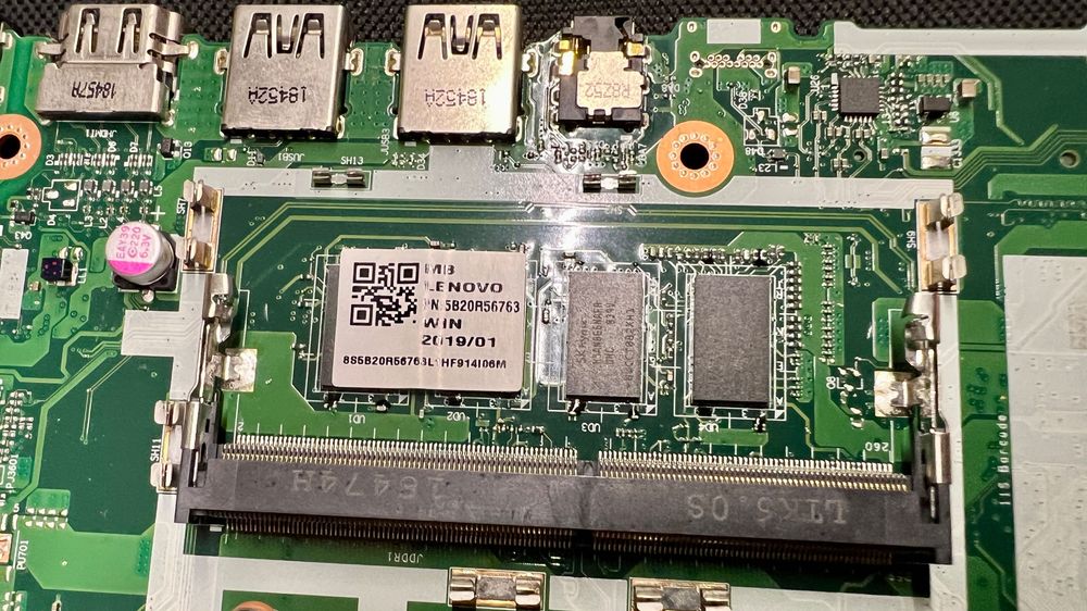 Lenovo Ideapad 330-15ARR – Motherboard a funcionar
