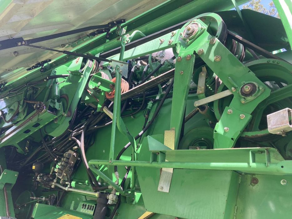 Продам комбайн Джон Дир С 670 I