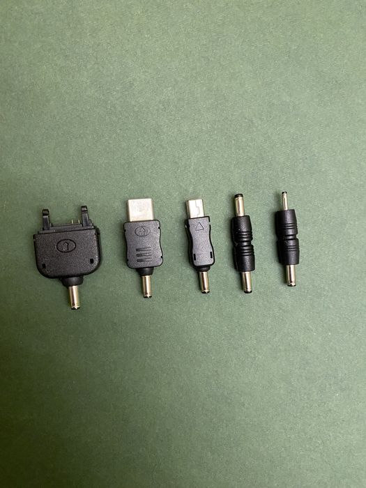 Универсальное зарядное устройство на телефоны старых образцов