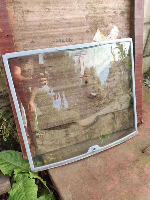 Скло для морозильного ларя камери Ugur об'ємом 300 літрів, нове, нижнє