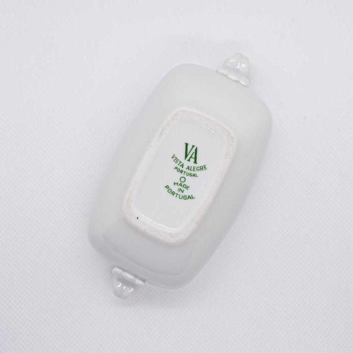 Pequena terrina em porcelana da Vista Alegre