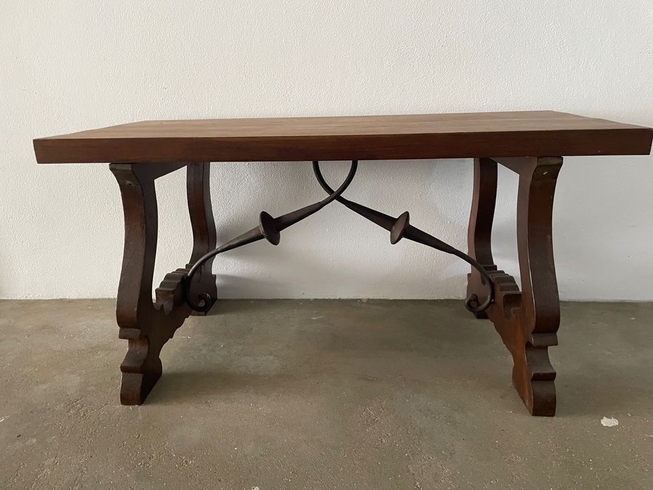 Mesa de centro/ coffee table retangular em madeira