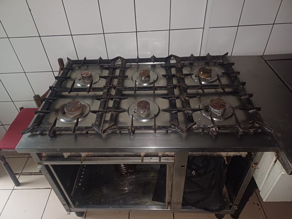 Продам газову плиту промислову