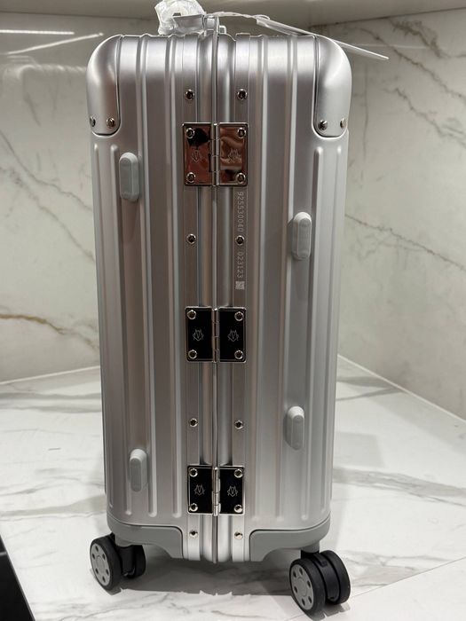 Валіза RIMOWA cabin silver /чемодан алюминиевый Rimowa ручная кладь