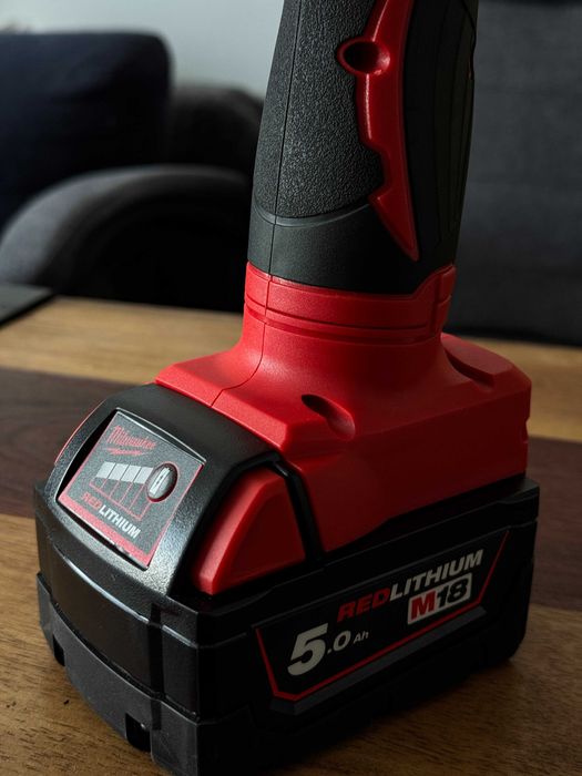 Poręczna Polerka REGULOWANE OBROTY Kompatybilna z aku MILWAUKEE M18