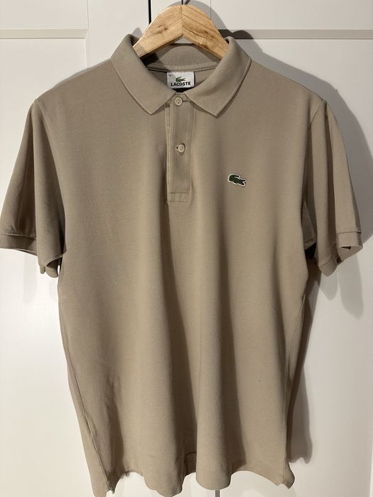 Polo Lacoste beje