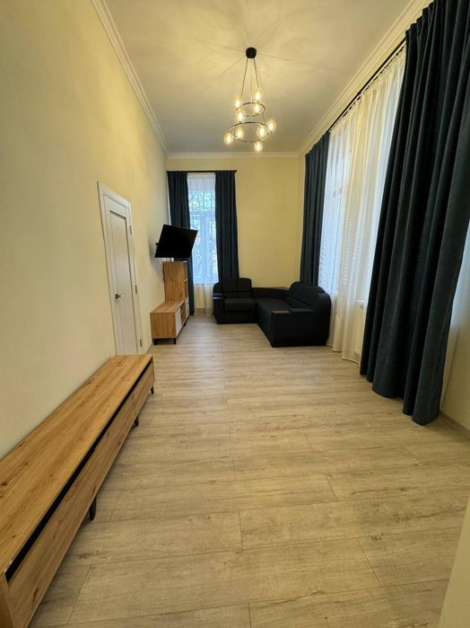 Dskmyf p 01/01/26/Оренда/Центр/2 квартира/Стометрівка/Франківськ.