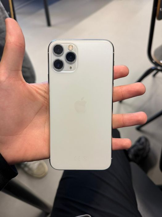 Iphone 11 pro quase novo