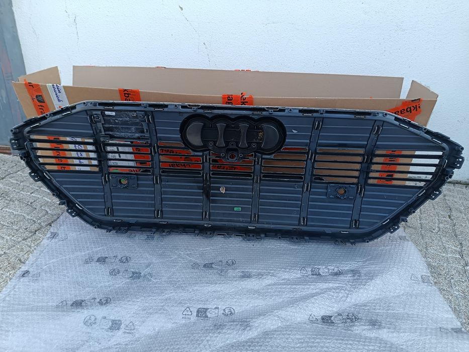 Grelha Audi etron 50 ou 55