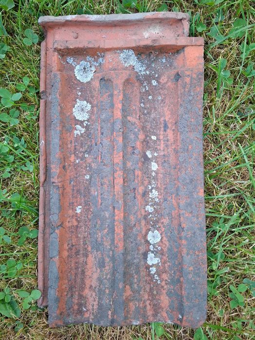 Przedwojenna, zabytkowa dachówka "GMINA MYŚLENICE"