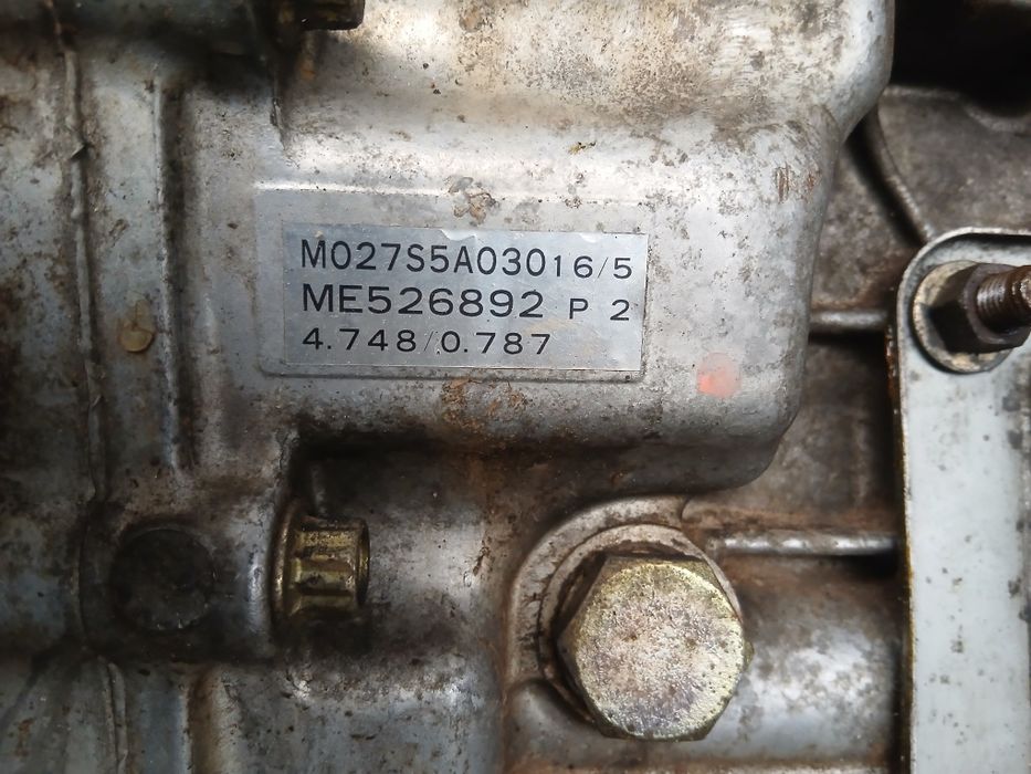 Caixa de velocidades mitsubishi fuzu mo-27 com 40.000 quilómetros